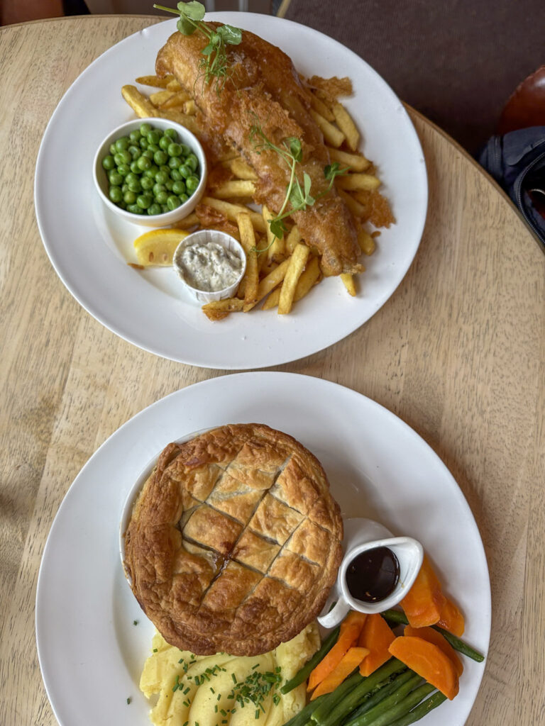 Fish & chips e torta de carne